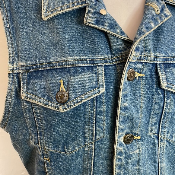 Liz Wear Blue Denim Vintage Vest Women's Size Medium Button Down  with P… - Picture 2 of 10